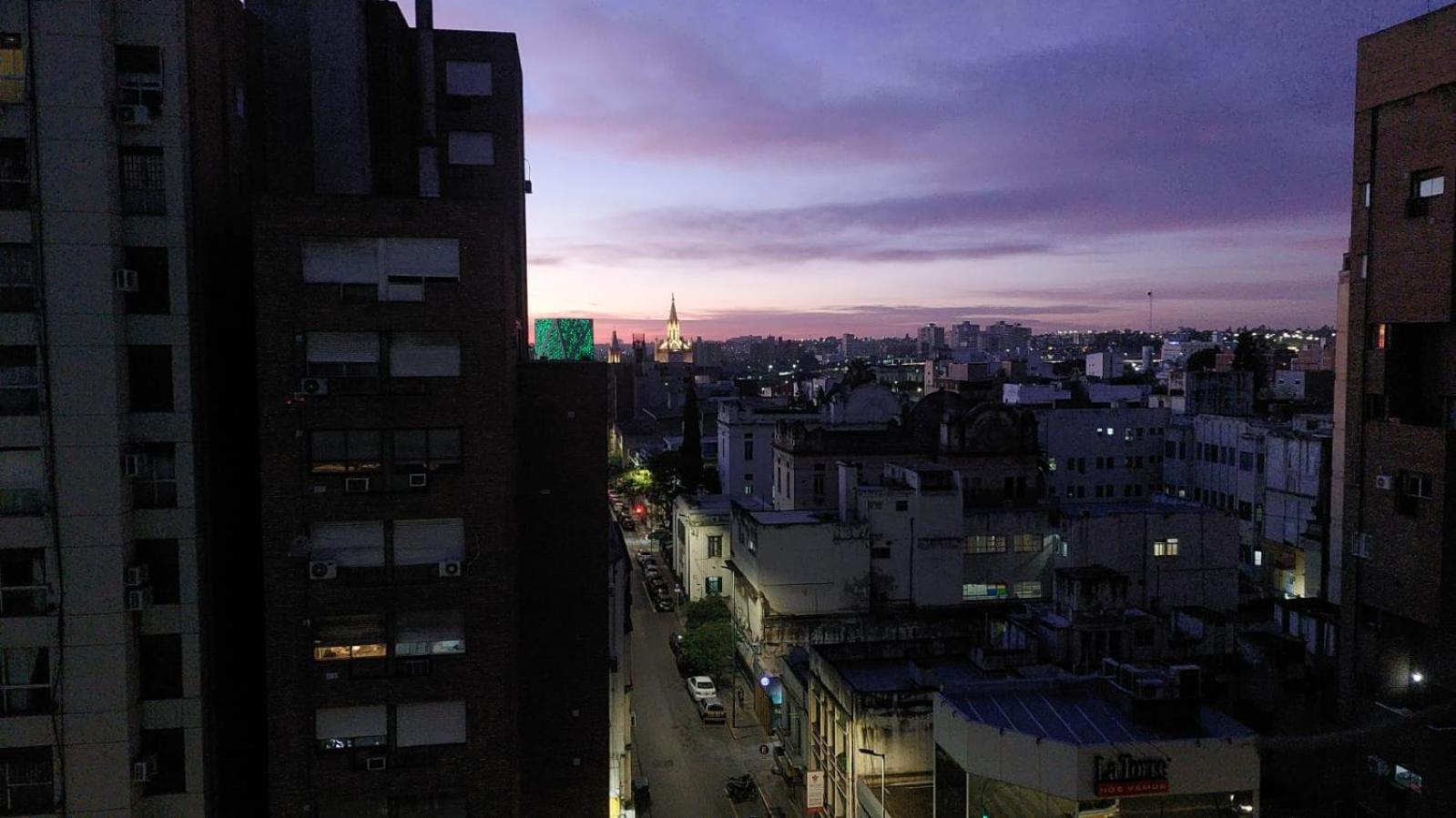 Departamento Maipu Cordobaアパートメント エクステリア 写真